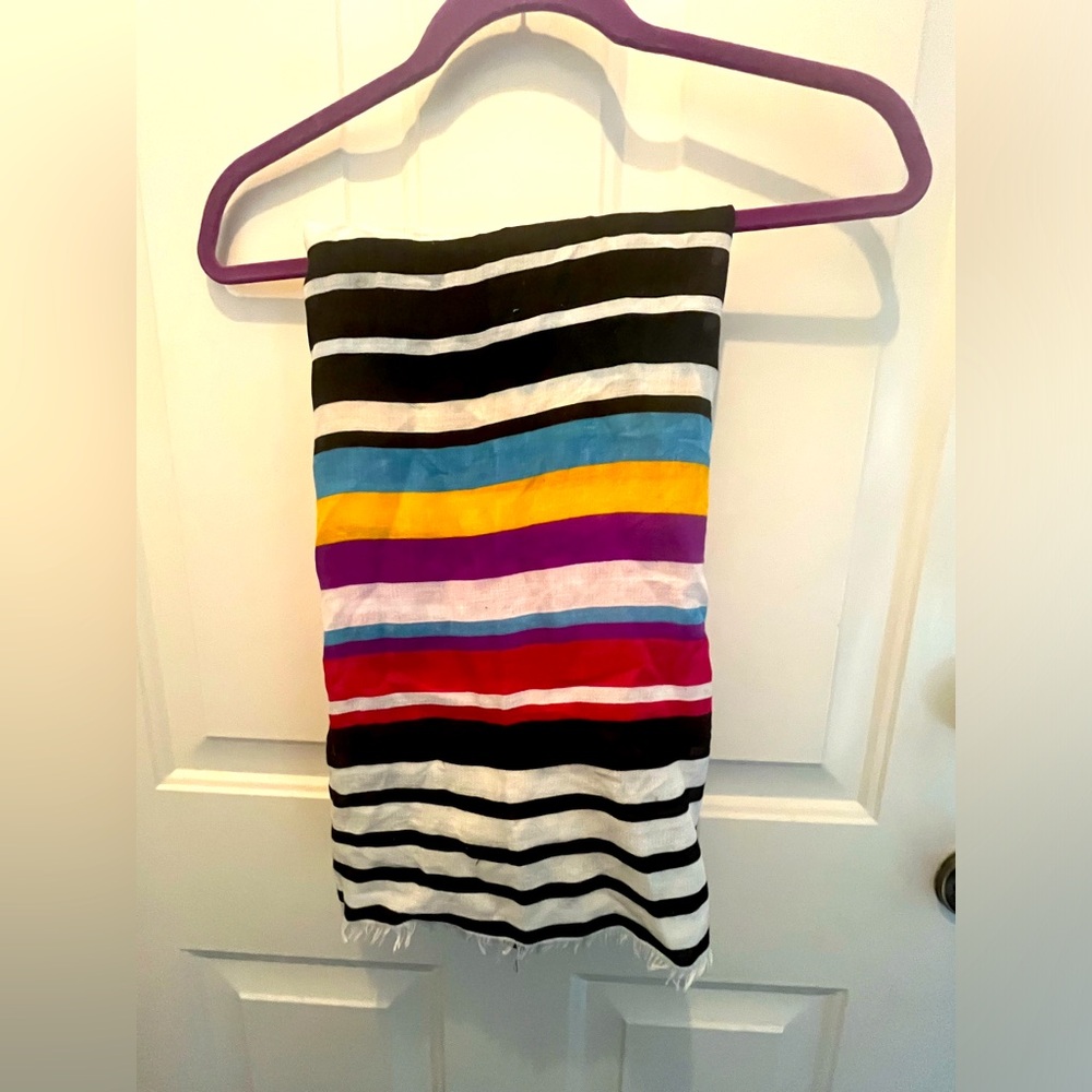 NWOT Women’s Banana Republic Bright Stripe Scarf/Wrap